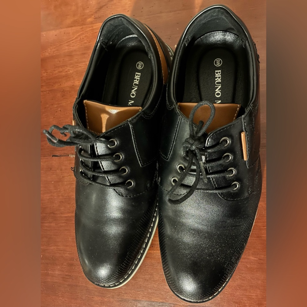 Men's Black Derby Shoes - Classic Lace-Up Oxfords 9E (Wide) - Picture 2 of 4